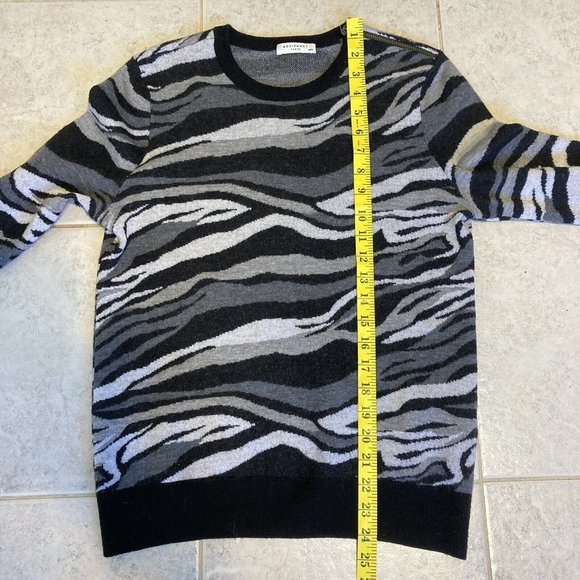 Equipment Femme Ondine Zebra 100% Wool Abstract Striped Sweater - Picture 8 of 8